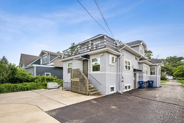 509 S Oakland Avenue, Villa Park, IL 60181