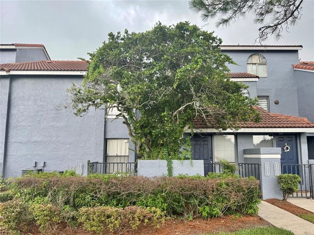 4852 MARKS TERRACE 52, Orlando, FL 32811