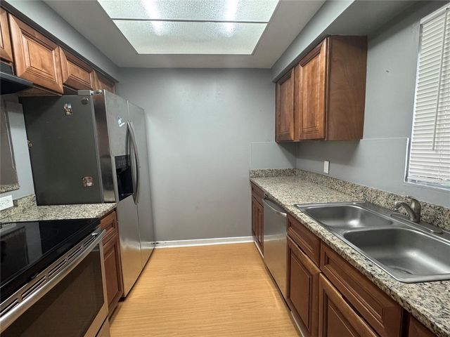 4852 MARKS TERRACE 52, Orlando, FL 32811
