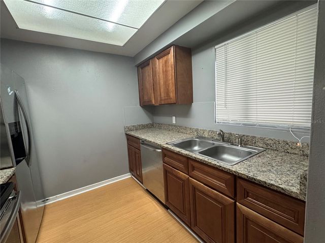 4852 MARKS TERRACE 52, Orlando, FL 32811