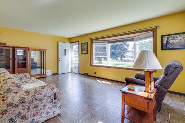 3010 100th AVENUE, Kenosha, WI 53144