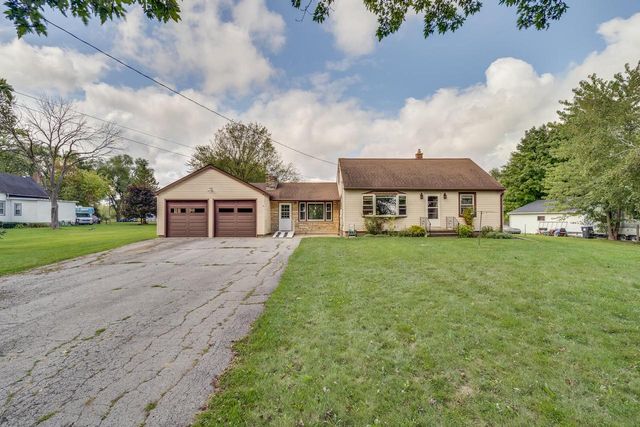 3010 100th AVENUE, Kenosha, WI 53144