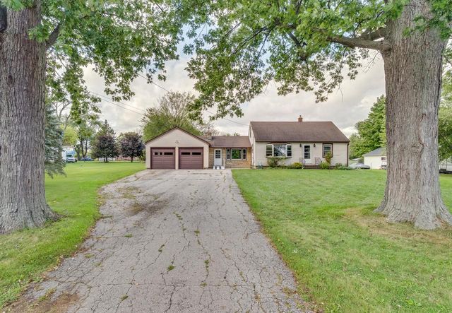 3010 100th AVENUE, Kenosha, WI 53144