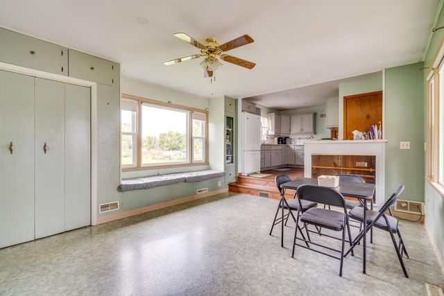 3010 100th AVENUE, Kenosha, WI 53144