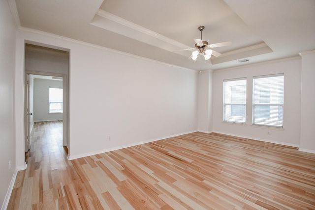 155 White Drive, Bellaire, TX 77401