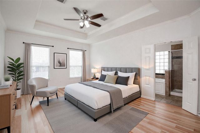 155 White Drive, Bellaire, TX 77401