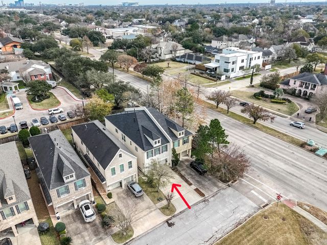 155 White Drive, Bellaire, TX 77401