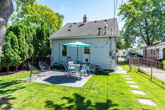 27547 Brinker Street, Roseville, MI 48066