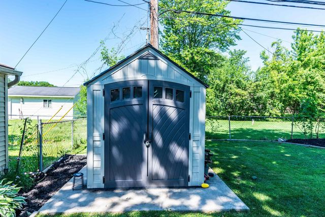 27547 Brinker Street, Roseville, MI 48066