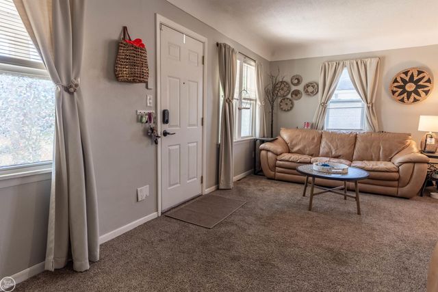 27547 Brinker Street, Roseville, MI 48066
