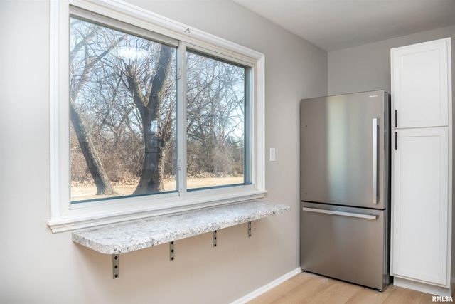 1412 W SHENANDOAH Drive, Peoria, IL 61614