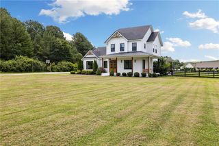 438 Wyman Road, Fayetteville, AR 72701