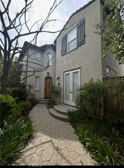 27010 Carmelita, Valencia, CA 91355