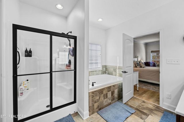 3005 Cambridge Shores Lane, Knoxville, TN 37938