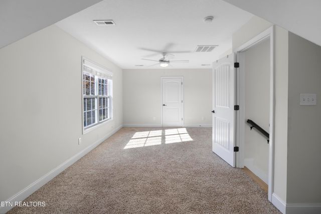 3005 Cambridge Shores Lane, Knoxville, TN 37938