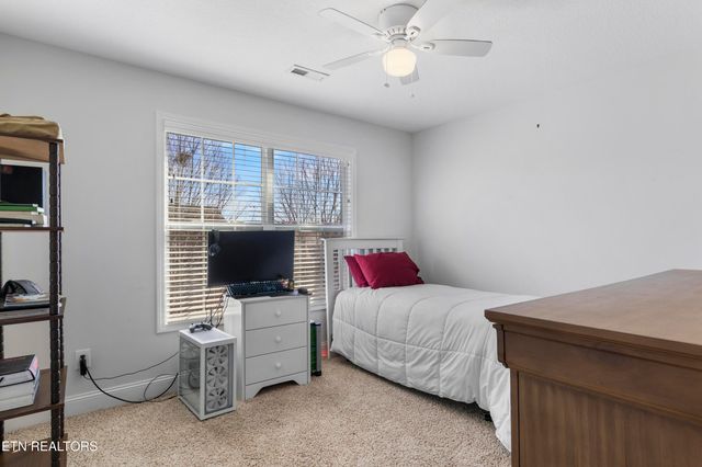 3005 Cambridge Shores Lane, Knoxville, TN 37938