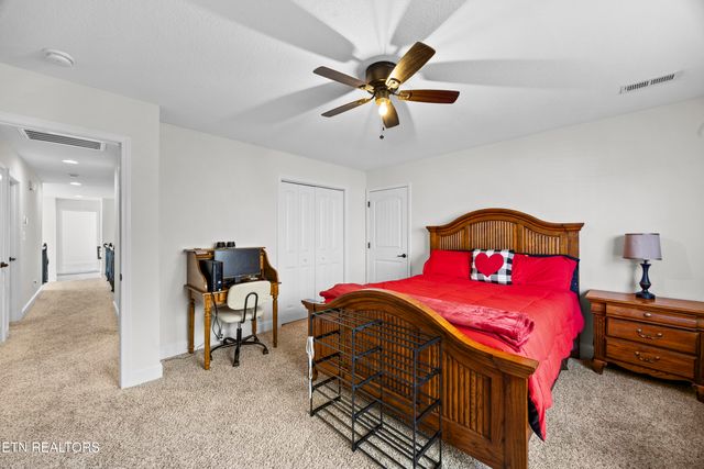 3005 Cambridge Shores Lane, Knoxville, TN 37938