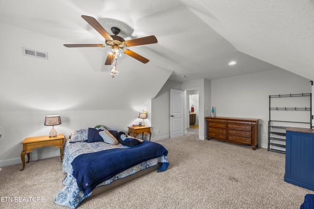 3005 Cambridge Shores Lane, Knoxville, TN 37938