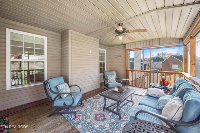 3005 Cambridge Shores Lane, Knoxville, TN 37938