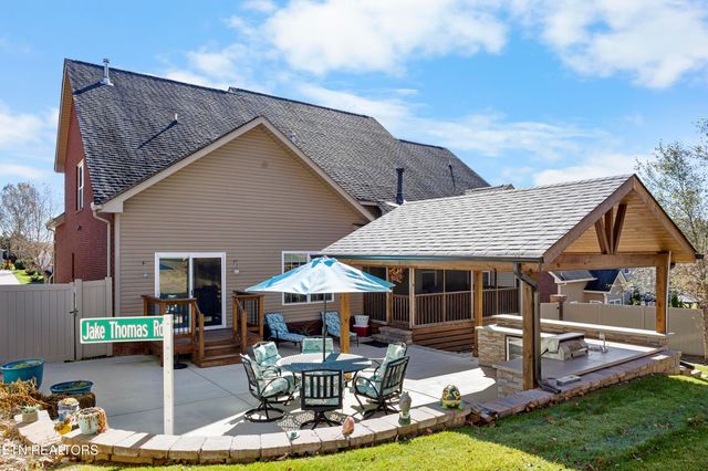 3005 Cambridge Shores Lane, Knoxville, TN 37938