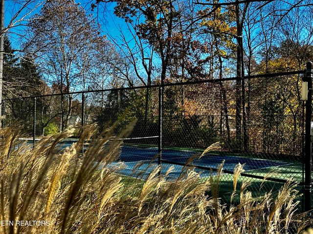 3005 Cambridge Shores Lane, Knoxville, TN 37938