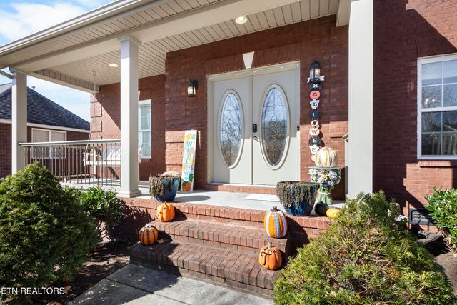 3005 Cambridge Shores Lane, Knoxville, TN 37938