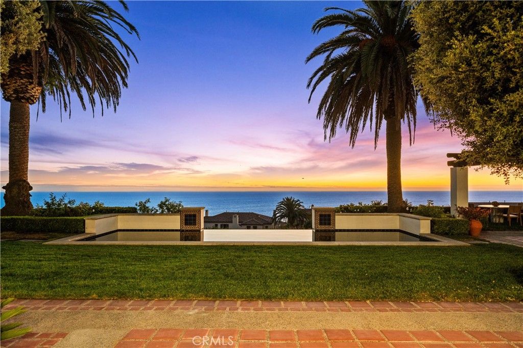 24 Scenic Bluff, Newport Coast, CA 92657 — exterior