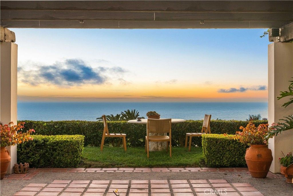 24 Scenic Bluff, Newport Coast, CA 92657 — photo 5