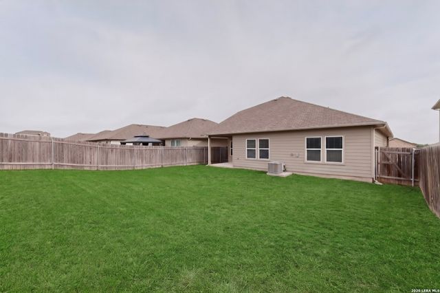820 Cinnamon Teal, Seguin, TX 78155