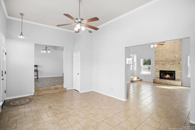 1830 Highland Mist Ln, San Antonio, TX 78251