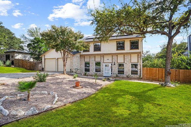 1830 Highland Mist Ln, San Antonio, TX 78251