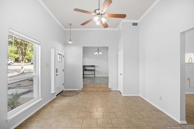 1830 Highland Mist Ln, San Antonio, TX 78251