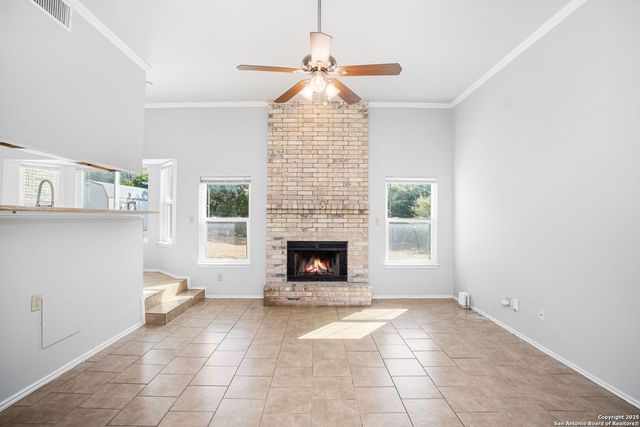 1830 Highland Mist Ln, San Antonio, TX 78251