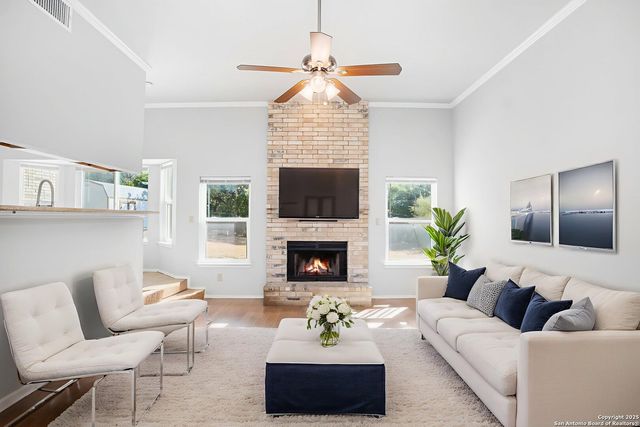 1830 Highland Mist Ln, San Antonio, TX 78251