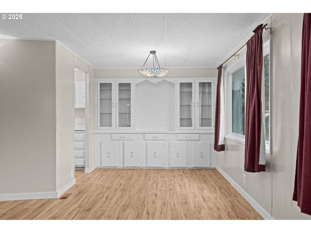 2657 N HWY 101 6, Seaside, OR 97138