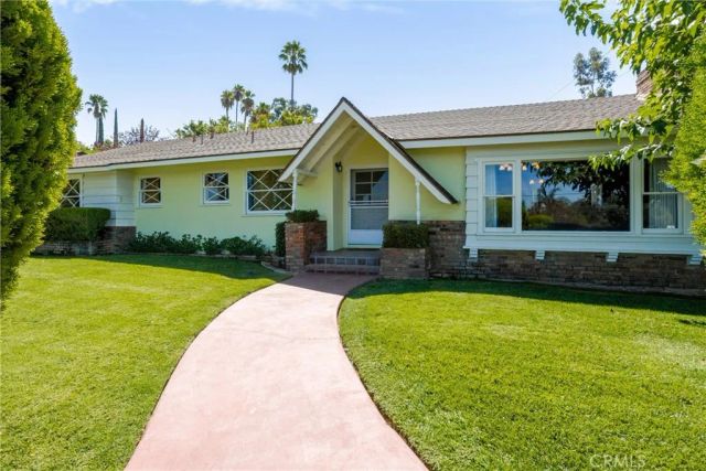 1151 W Crescent, Redlands, CA 92373