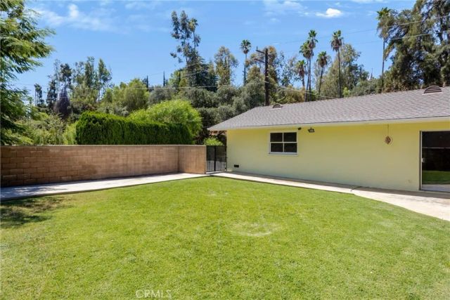 1151 W Crescent, Redlands, CA 92373