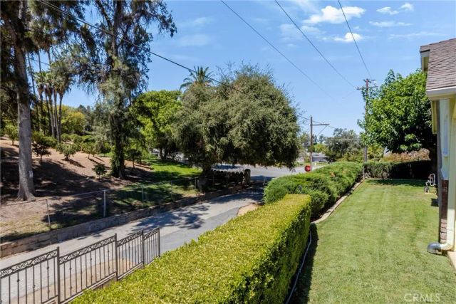 1151 W Crescent, Redlands, CA 92373