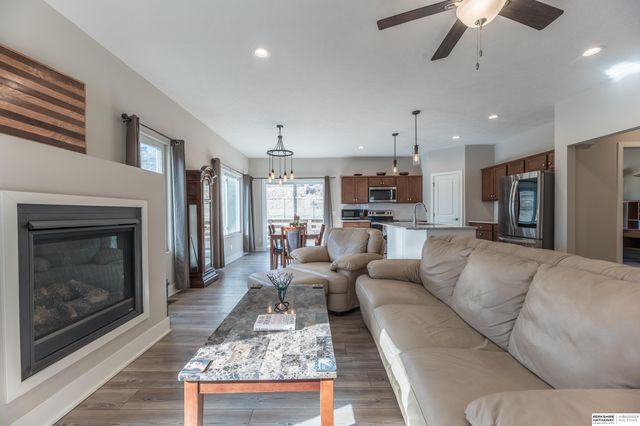 404 N Allen Street, Bennington, NE 68007