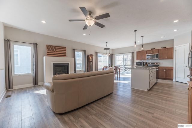 404 N Allen Street, Bennington, NE 68007