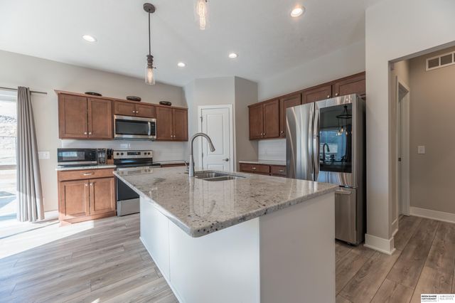 404 N Allen Street, Bennington, NE 68007