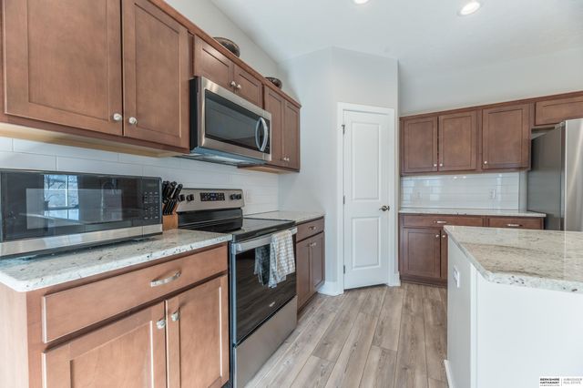 404 N Allen Street, Bennington, NE 68007