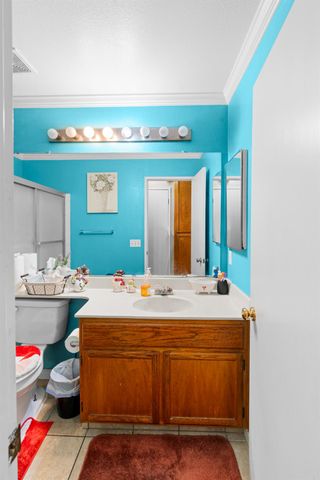 1240 Moonlight Dr, Ceres, CA 95307