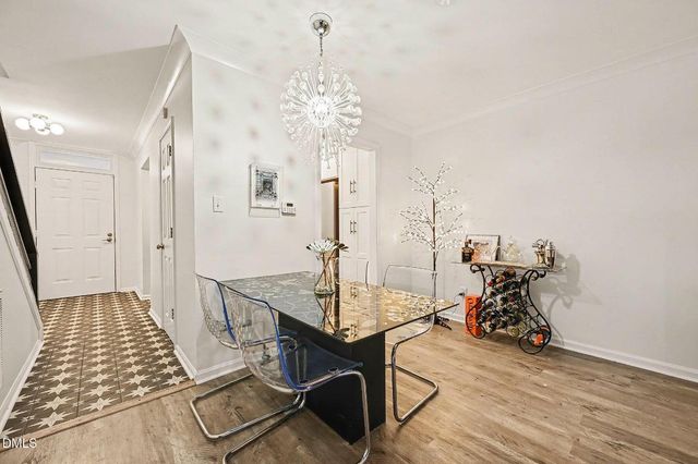 105 Sully Court, Chapel Hill, NC 27514