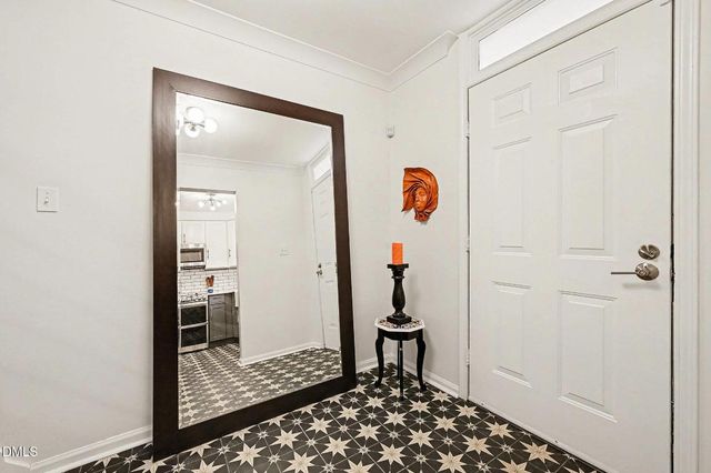 105 Sully Court, Chapel Hill, NC 27514