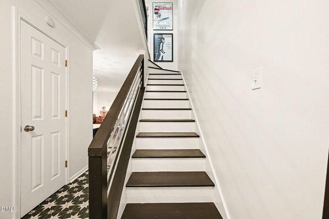 105 Sully Court, Chapel Hill, NC 27514