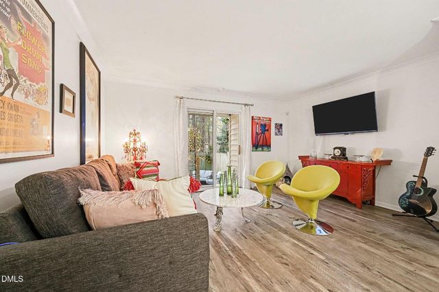 105 Sully Court, Chapel Hill, NC 27514