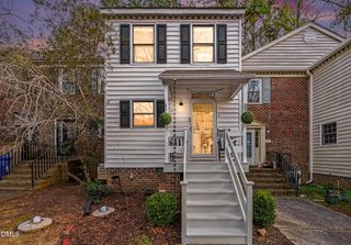 105 Sully Court, Chapel Hill, NC 27514