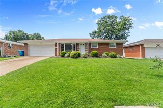 824 Rainbow Drive, Unincorporated, MO 63125