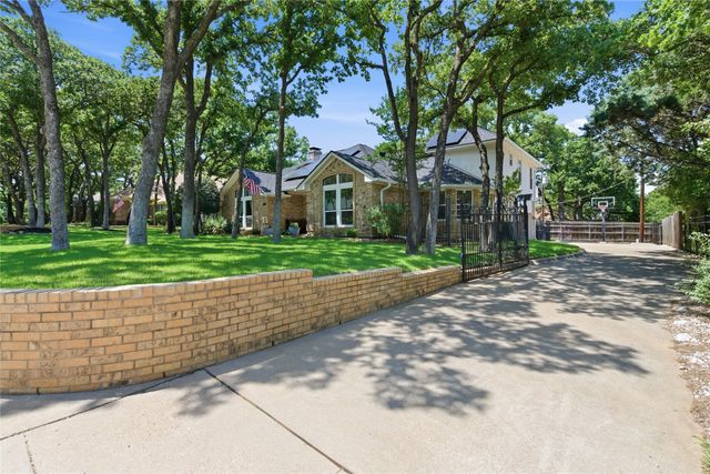 3072 High Cliff Drive, Grapevine, TX 76051